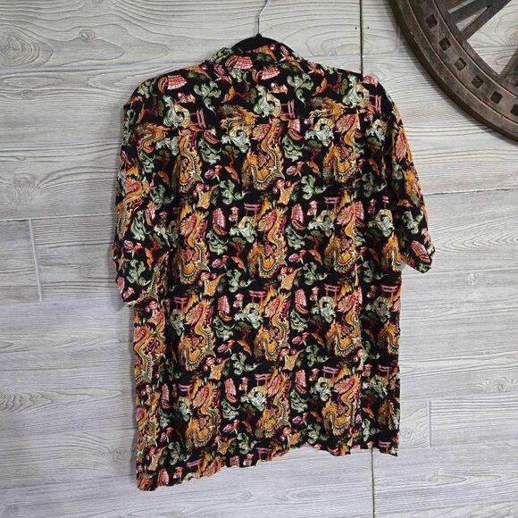 Pineapple Connection Dragons Buttons Down Mens SZ M - Picture 2 of 5